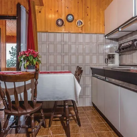 Two-bedroom In Tar